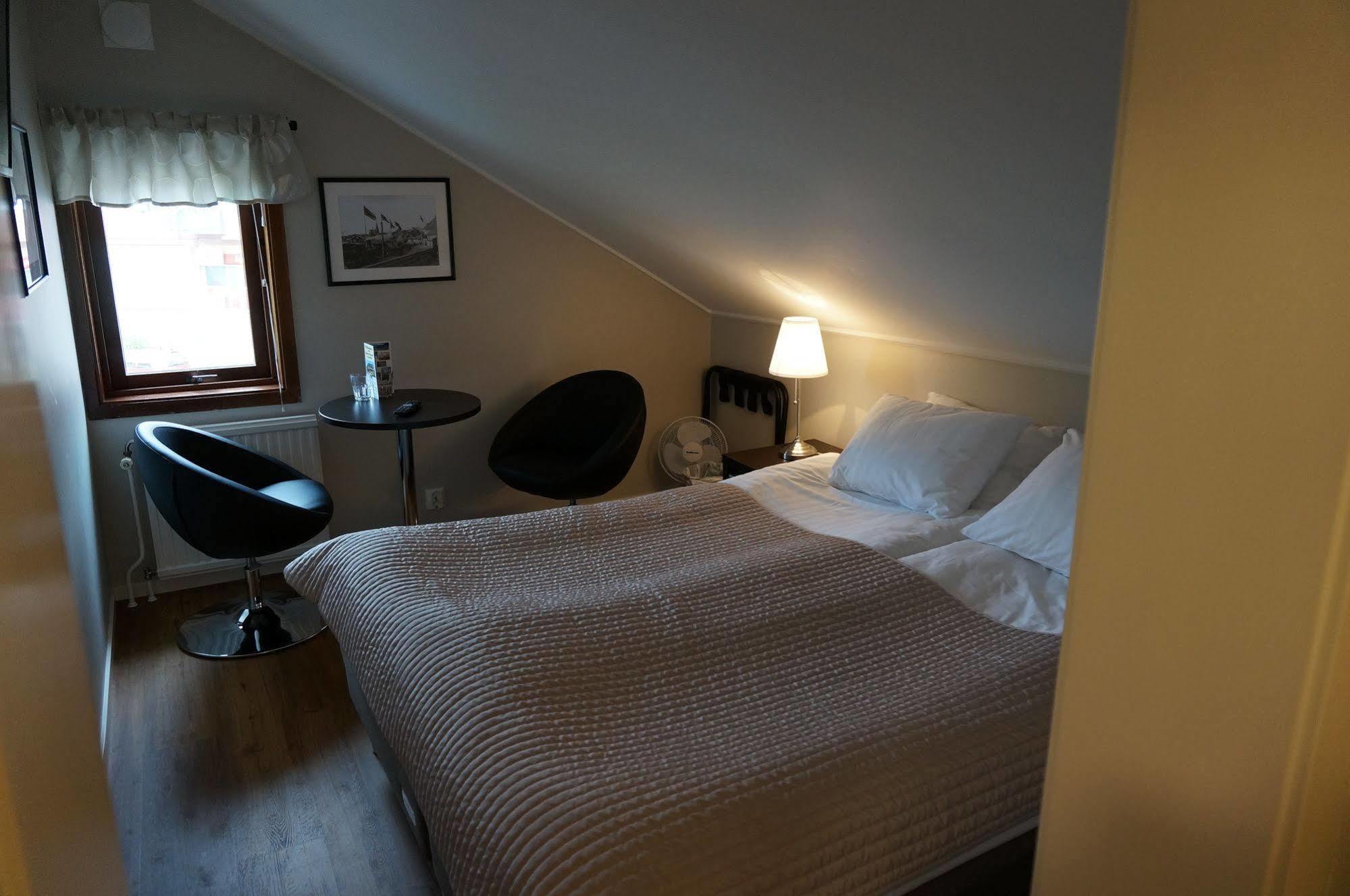 Hotell Villa Solviken Lysekil Exterior photo
